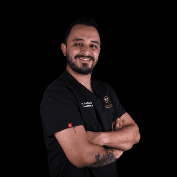 Meet Dr. José Menchaca - Dentology Polanco Mexico